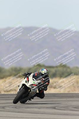 media/Nov-30-2025-TrackXperience (Sun) [[c0061d280f]]/3-Level 1/Session 3 (Turn 16)/